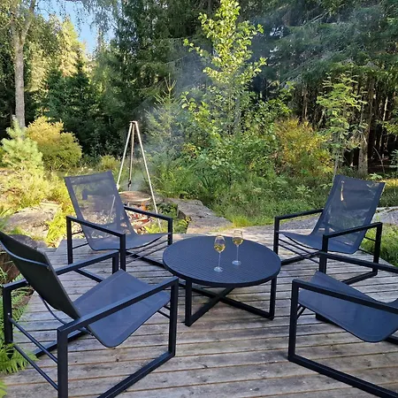 Dom wakacyjny Forest At Branen With Fireplace & Fire Pit *